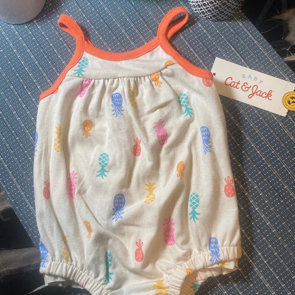 One piece (NEWBORN)